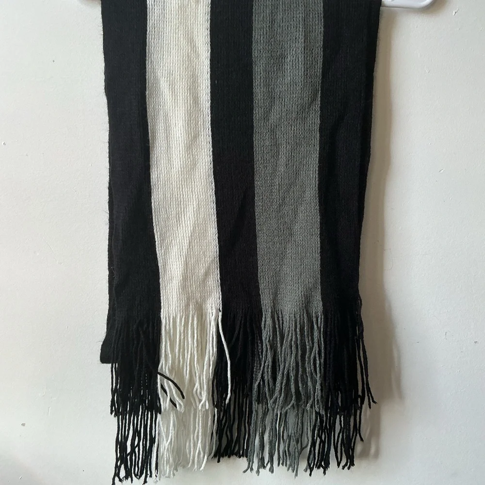 Classic Black and Gray Striped Scarf